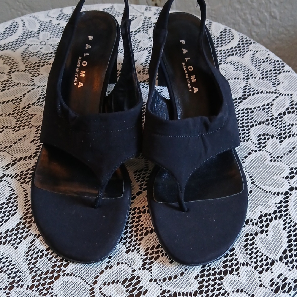 Black Cross-Strap Flat Sandals - image 8